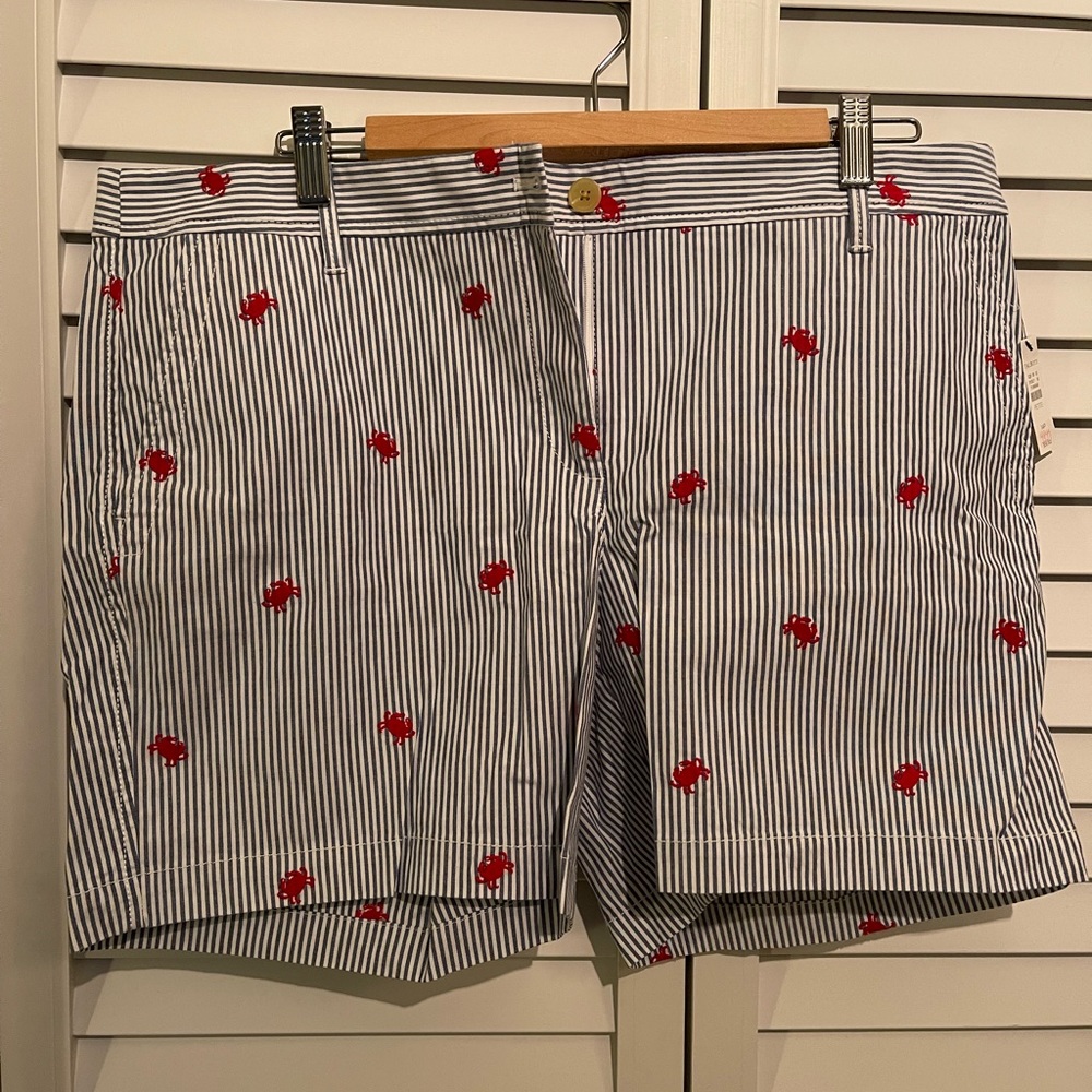 Talbots Girlfriend Chino Shorts Women’s Size 14P Blue White Striped Red Crab 6”
